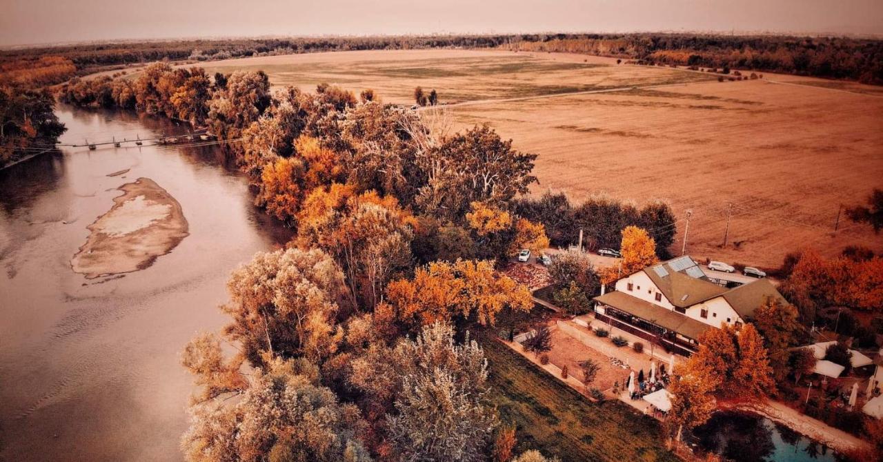 Pensiunea Lunca Арад Екстер'єр фото